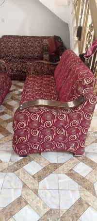 تخم • نضيف • ٢ كبار ٢ صغار