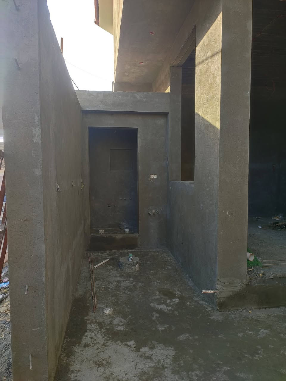 سلام عليكم شغل لبخ وبياض درجه اولى مصاطر والتزام بلموعد واسعار مناسبه اتصل 
***********
