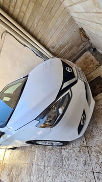 سنترا ٢٠١٧ sv ماشيه ٥٩ الف ميل امريكي محرك وكير شرط وفول صيانه وادامه ...