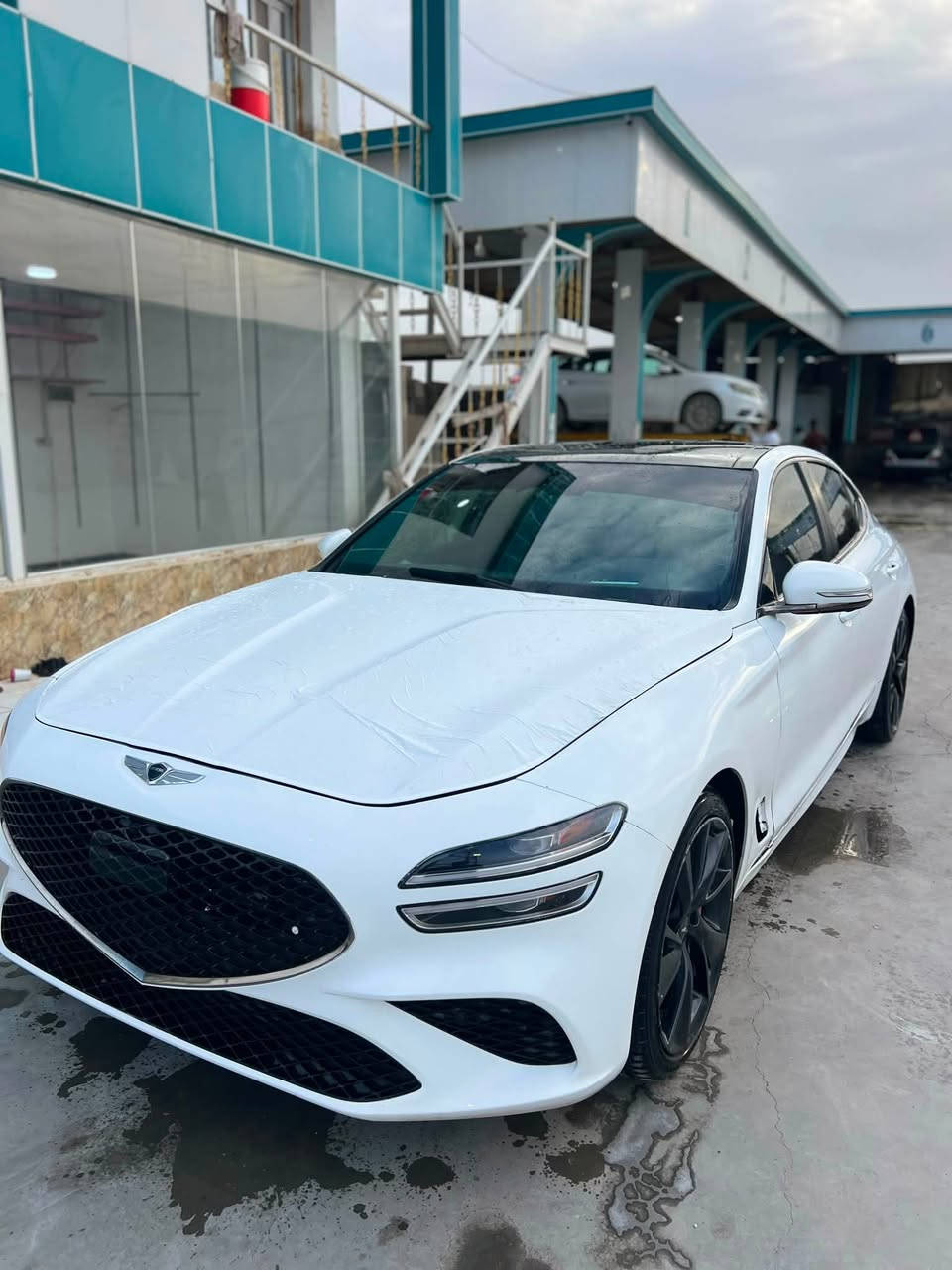 السلام عليكم
جنيسيس g70 2022 

 حجم المكينة v6  3.3 Twin Turbo 

فئة برستيج فول مواصفات
بدون رقم منفيس  بأسمي
تترقم جميع المحافظات 
الحادث اربع قطع بدون دواخل
الارباك ضارب
صور الحادث  بل منشور 
الي يدور كفالة لايتصل

السعر مناسب

159 قابل للتفاوض
***********
