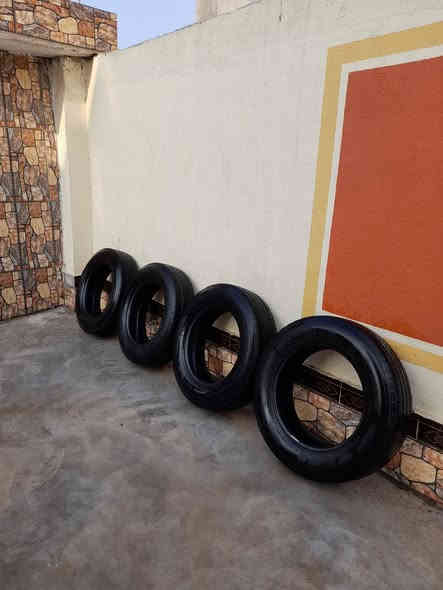السلام عليكم تايرات كوستر خلفي نص عمر السعر خاص المكان: البصرة الرقم /***********
