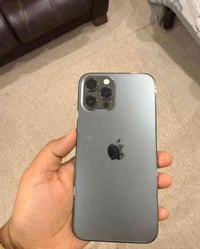 اخوان عندي ايفون   iPhone 12pro max  الجهاز للبيع   اخوان الجهاز كفالة...