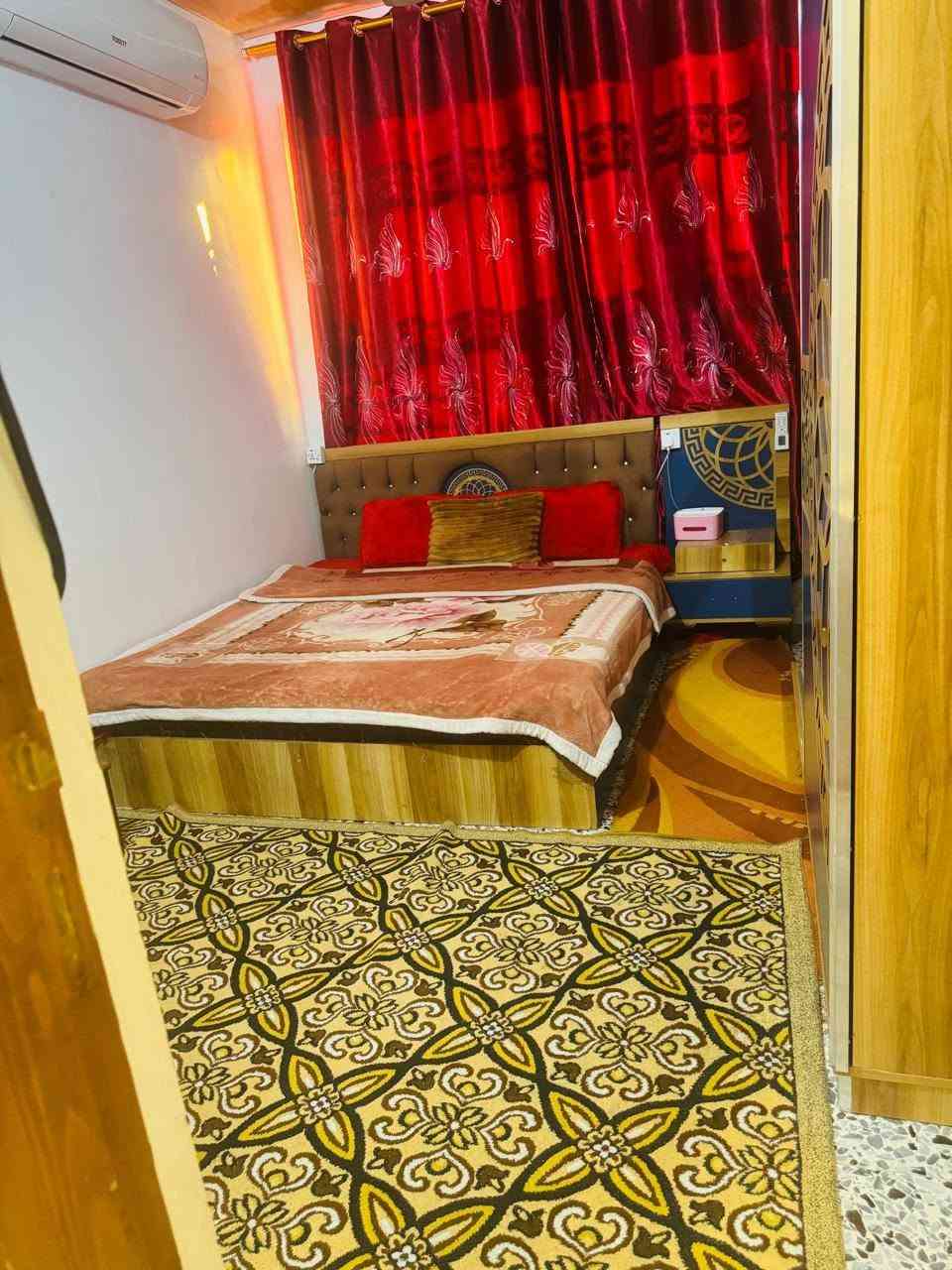 بيت للبيع منطقة الحبيبية قرب مدرسة العراق الجديد
تفاصيل البيت
المساحة الكلية ٦٣ متر واجهة ٧ ونزال ٩
الطابق الاول (الارضي)
حوش و حمام خارجي و استقبال و مطبخ ومنور و مجمع صحيات داخلي
الطابق الثاني غرفتين نوم + مجمع صحيات + بلكونه
الطابق الثالث غرفة نوم و مخزن و سطح اول
ملاحظة البناء جديد والبيت كامل من كل الجوانب اي شي ما ناقص للاستفسار اكثر
***********
