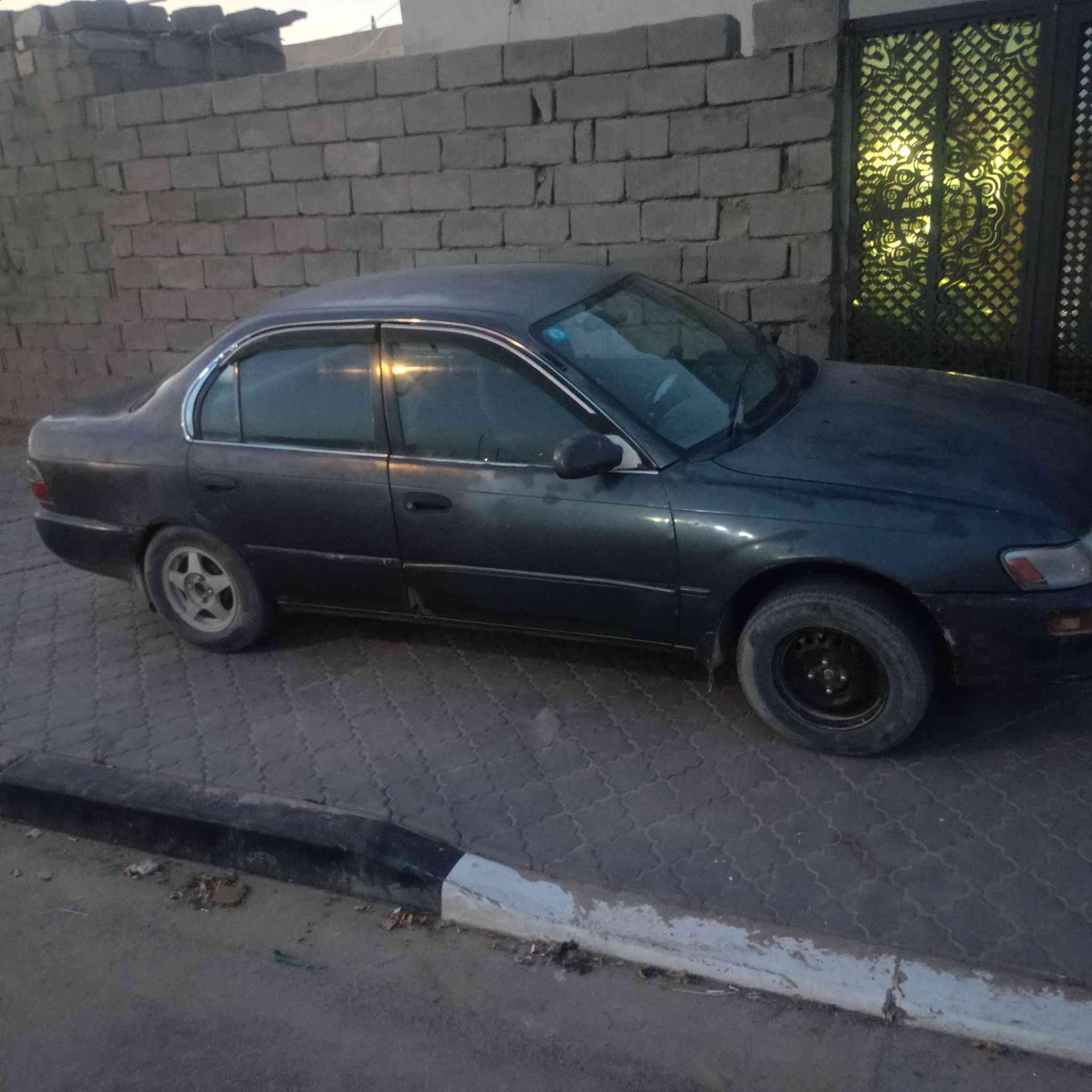 سياره كورله موديل 94  گير مكينه تخم تاير حداديه مشط جديد  رقم دولي بسمي سياره   بصره سعر 42     ***********
