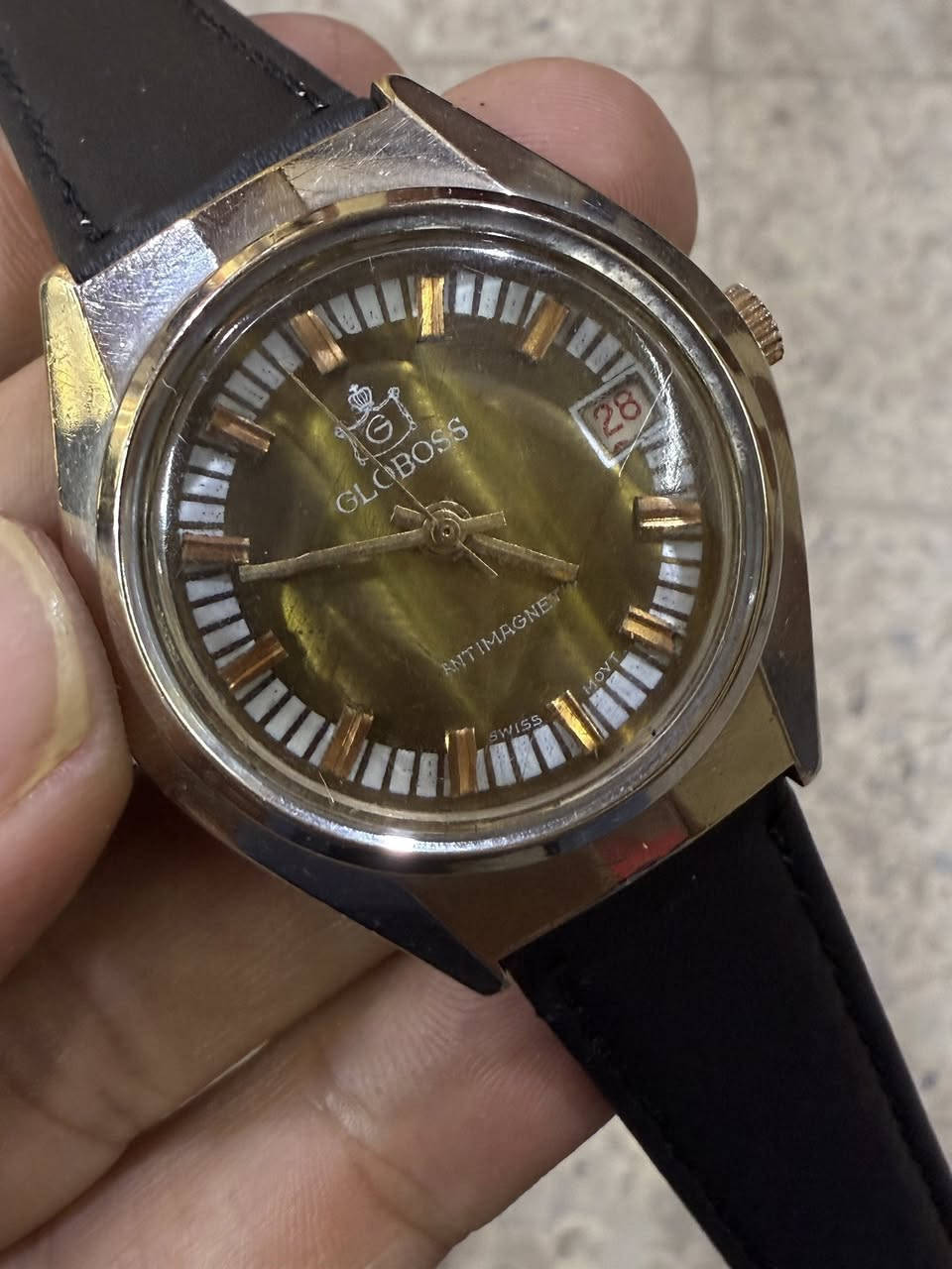 جلوبس
سويسري
قطعه انتاج قديم
اوتوماتيك 
مقاومه للمغناطيس 
قطر 38
السعر 50 الف


**إذا كنت صاحب هذا الإعلان وتريد حذفه لأي سبب، رجاءا أرسل رسالة إلى الدعم الفني**
