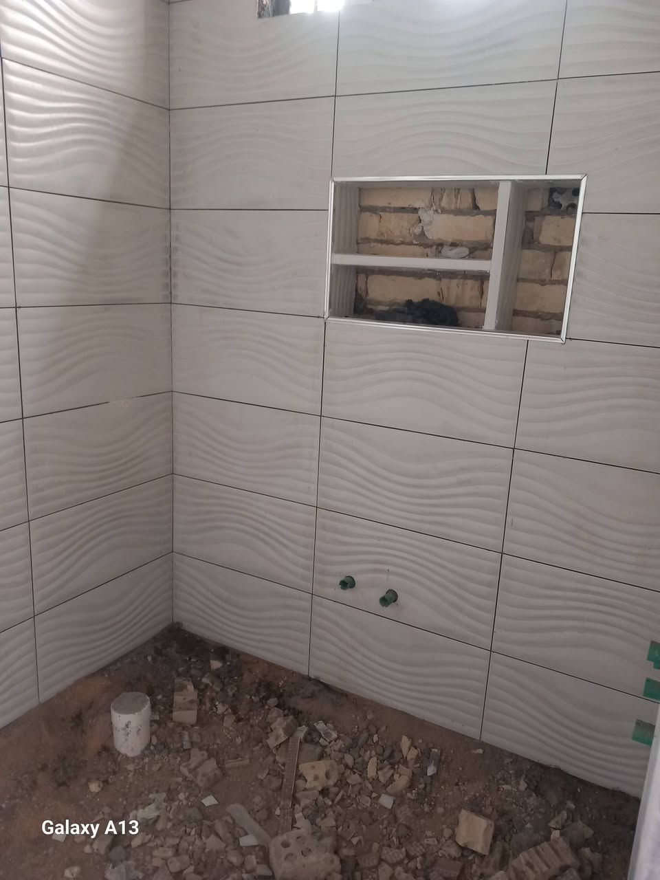 خلفه سراميك متفرغ 
  العنوان كربلاء 
رقم الهاتف
***********
***********
