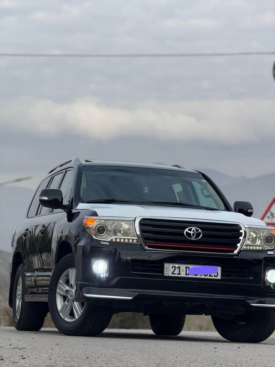 وةنةوشة 2012 GXR
شةريكة جيهاني دةرجة يةك 
قةبات قةبات مواسةفات   
8ارباك شةخال حةريق ژئر بئ 
  ئاوئنة ليد شاشة گةورة 
ئاوئنة كاميرة و ليد   
   ئاوئنة گراج  لايت بةرز و نزم
بةخاخي  لايت 
سلايت  تؤماتيك گوشين 
گوشين سئ دوگمة وكارةبا 
 سوكات فؤليؤم دوو ماوس
 جام كارةبا جام ئؤتؤ  سةلاجة تةبريد مةرةكزي  
  شاشة تةلةبزؤن شاشة گةور. پئش و پشت حاسة و كاميرة    
زؤر مواسةفاتري تر  
تاخم تاي نوئية  
245 هةزار رؤويشتوة    
  گئر و مةكينةي نةكرايتةوة  بةشةرت   
رةقةم و  سةنةوي نوئية بة ناو خومة   
بئ بؤياخ    
سةحر 365
زمارةي خاوةن سيارة     
***********
*********** أربيل, العراق
