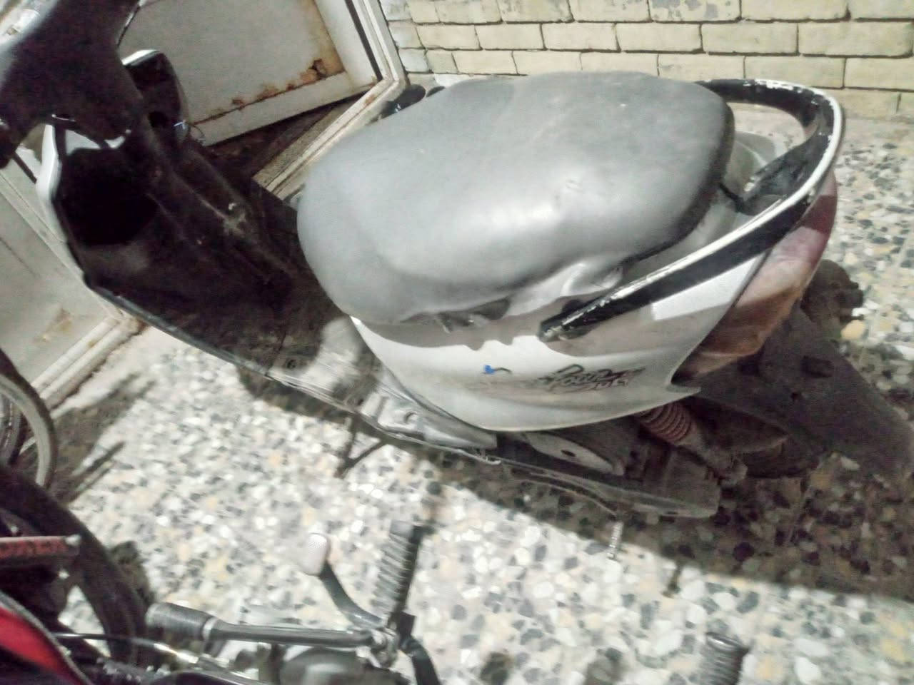 ماكس قجمه دراجه شغاله بغداد *********** السعر 190 وبيه مجال مو شراي لا تعبني
