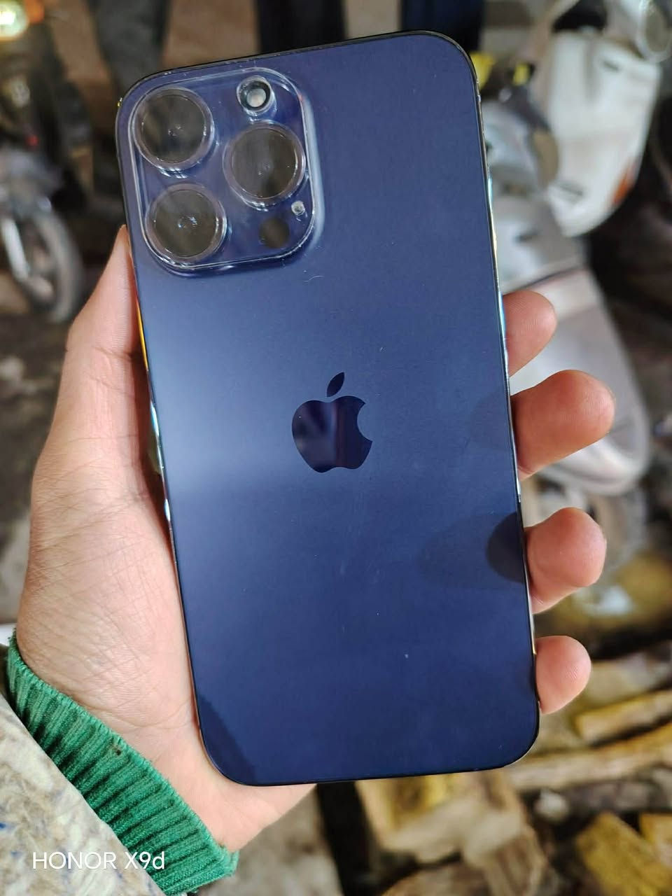 السلام عليكم ايفون للبيع 14 برو ماكس مبدل بطارية وشاشة شرق اوسط السعر 600 وبي مجال مكاني شاميةة


**إذا كنت صاحب هذا الإعلان وتريد حذفه لأي سبب، رجاءا أرسل رسالة إلى الدعم الفني**