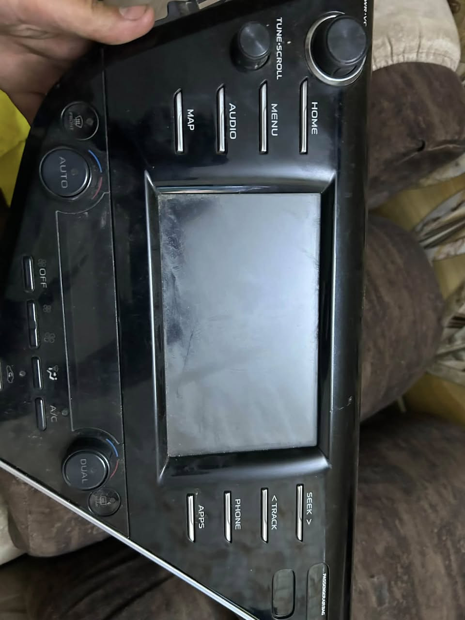السلام عليكم اطار وشاشه وتحكم مال تفصيخ
تبريد  للبيع مال كامري ‭0772 146 2703‬
‭0772 146 2703‬
