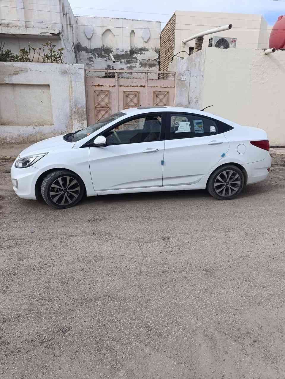 اكسنت موديل ١٦ فول كفاله رقم دولي محرك 1600 ,***********
