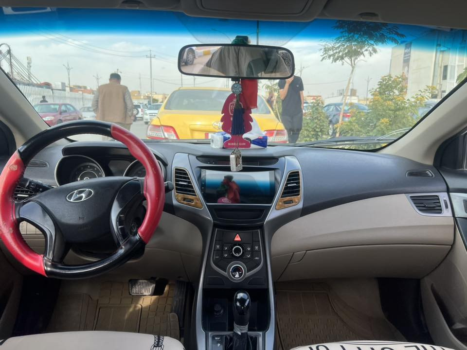 النترا ٢٠١٦ خليجي 
مكينه ١٨٠٠ 
تدفى 
تبريدحداديه مكينه وكير خير من الله 
راعيه يسوي وكاله ومداور 
مكان سماوه 
سعر ٨٥ وبيه مجال بصيط 
بدون حادث قوي تبديل قطعه 
وصبغ قطعتين بدون معجون 
رقم صاحب السياره ‭٠٧٧٤ ٦٤٤ ٥٨٧٠‬
