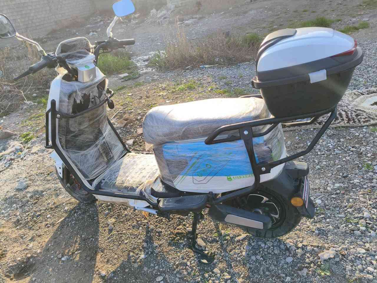 دراجه شحن اوباما 2025
الدرع حديد 
6 بطاريات 
لايت زينون عالي ناصي 
اربع نمر 
بك 
سويج وريمود وكارت تشغل 
الدراجه حيل حلوه ونظيفه 
الشراي يتصل علرقم ***********/***********
