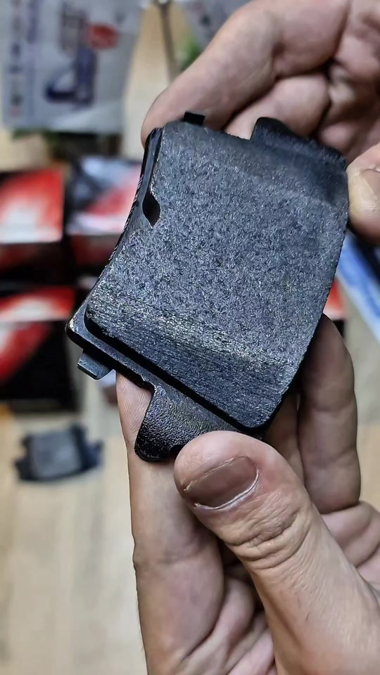 دسكات خلفية جارجر جالنجر اوباما  🔴 فركشن مكسيكي Made in Mexico متوفر لدى فروع باورستيل  جملة مفرد  متوفر توصيل لجميع المحافظات  للطلب والاستفسار مراسله الواتساب 📍الفرع الاول : بغداد - السنك - مقابل گراج الطوابق 📞هاتف : ***********       هاتف: *********** 📍الفرع الثاني:بغداد-ساحة الطيران-مقابل محلات تصليح الزجاج 📞هاتف : *********** 📞هاتف : *********** #دسكات #قطع_غيار_امريكي #امريكي #جارجر #باورستيل 
