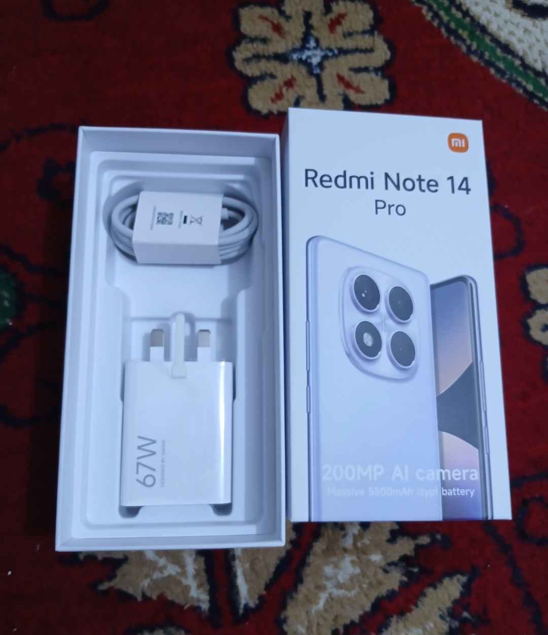 توفرت شواحن اصليه مال اجهزه اصليه مال باكيت وضمان (120w) (90 w)(67w) (45w) (33w) وتوفرت شواحن اصليه مال سامسونك تدعم شحن سريع جدا رقمي*********** عمارة, ميسان

