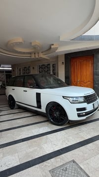 للبيع أو مراوس رانج روڤر ڤوگ 2017 أوتو  وكالة سردار كفالة عامة من كلشي...