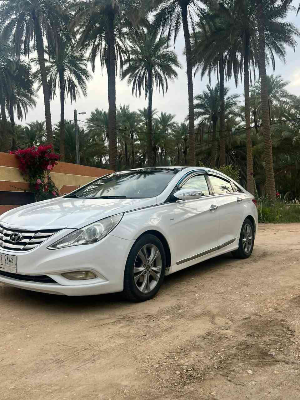 السلام عليكم ورحمه الله وبركاته
سوناتا ٢٠١١ خليجي 

كفاله عامه 

مكينه 2400 جديده 

سياره فول مواصفات

 عدا البصمه 

سياره حلوه وجديده تخم تاير حداديه

سياره جديده وبل عافيه على ياخذها

السعر 120  وبيها مجال للطيبين

مكان السياره كربلاء الحسينيه 

رقم الهاتف ***********
