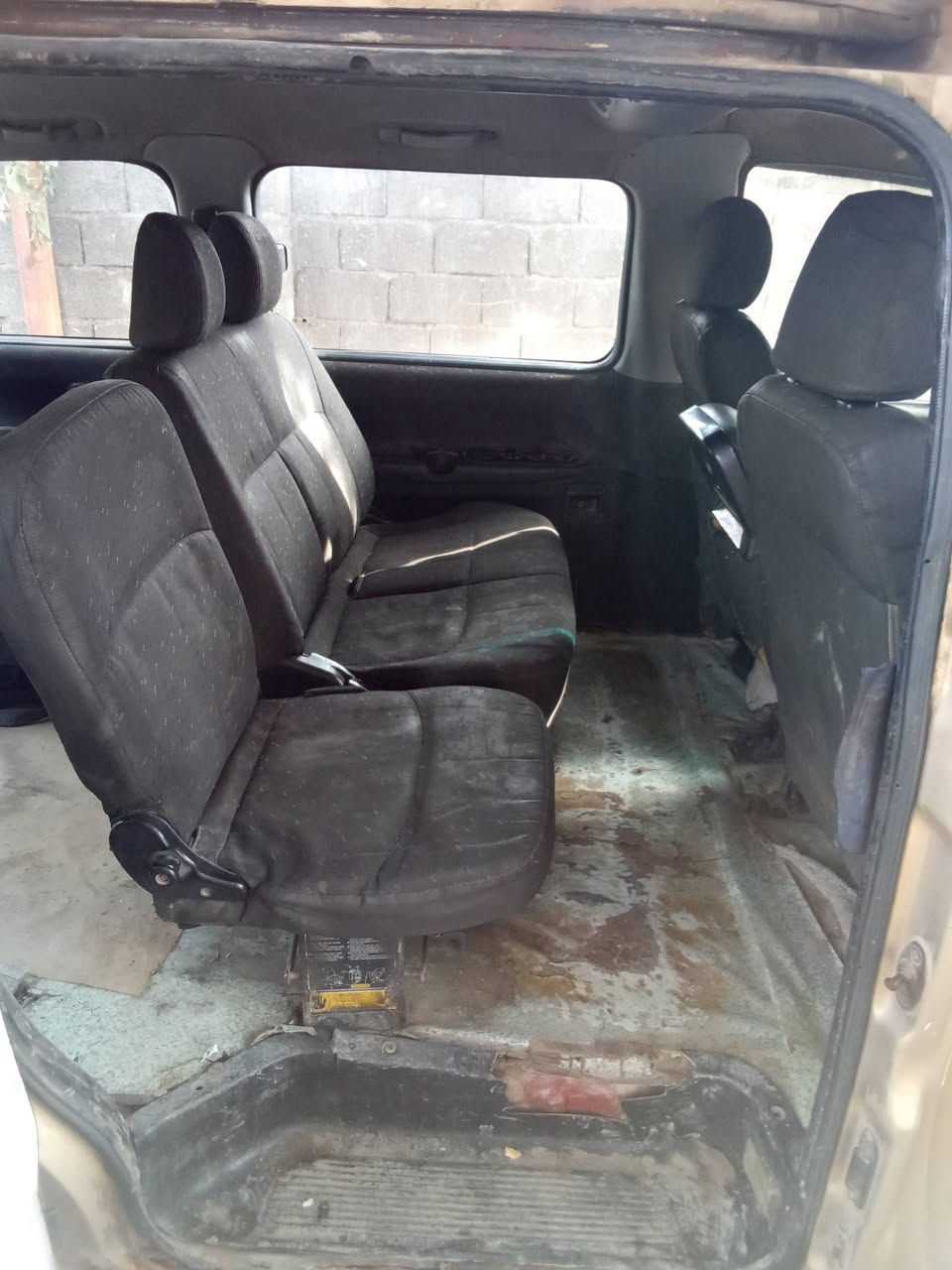 سلام عليكم ستاركس مديل 2001 محدثه ل 2007 محرك سوبر 3000
رقم ذي قار بسم ولد قريب علي سياره خير من الله بتره 8 راكب مصفره هيئه وغرامات شواصي الخلفيه عوزه لحيم السعر 43 مكان بغداد المعامل رقم الهاتف ***********
