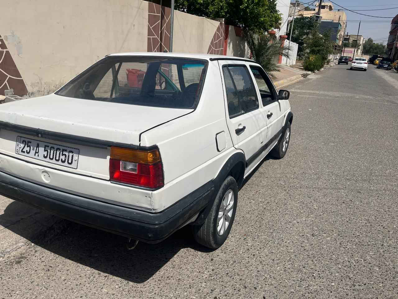 للبيع جيتا سعر مناسب 25$
رقم مميز سنويه جديده وبسمي 
كوبون بانزين 
سياره جاهزه محرك جديد 
مكاني كركوك 
*********** كركوك, العراق
