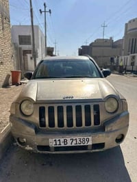 جيب كومبارس للبيع موديل ٢٠٠٧ رقم بغداد ب اسمي شخصياً رقم دولي الانكليز...