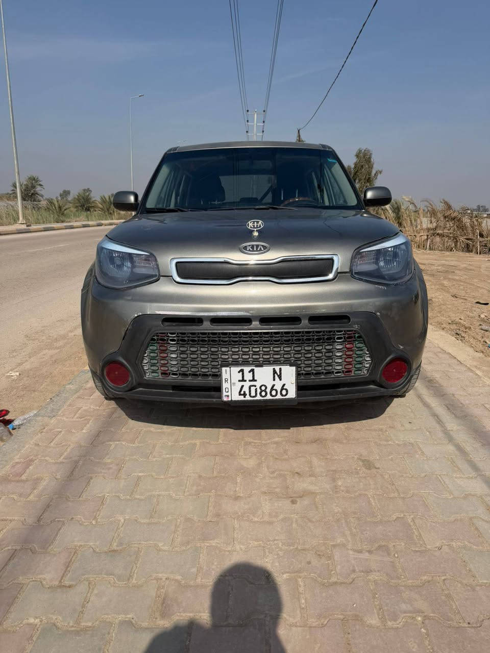 كيه صول 2016 لون فيلي وارد امريكي بيه قطعتين سعر 103 بيه مجال لشراي رقم بغداد تحويل ثاني يوم رقم صاحب سياره ***********
