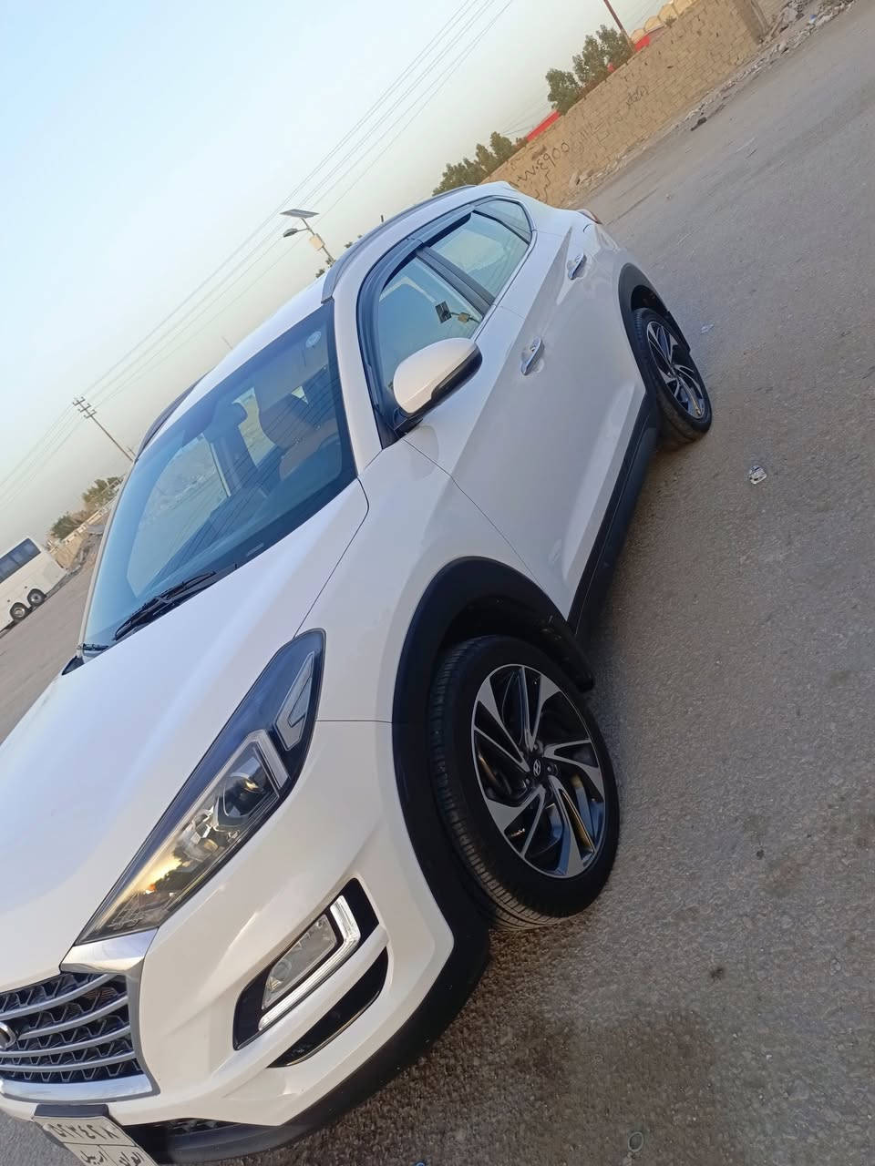 السلام عليكم البيع توكسان موديل 19 جيكيه سياره جاهزه مكينه كير حداديه تخم تأير تبريد سياره كفاله عامه فول عده البنرامه رقم اربيل السعر 185 وبيه مجال الطيبين الهاتف *********** مكاني نجف
