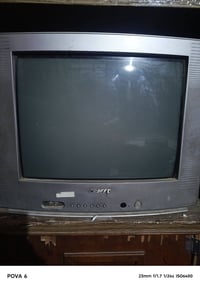 تلفزيون قديم مستعمل نضيف جداا للبيع نوع مالتة CRAFFt قيم بلي يرضي الله...