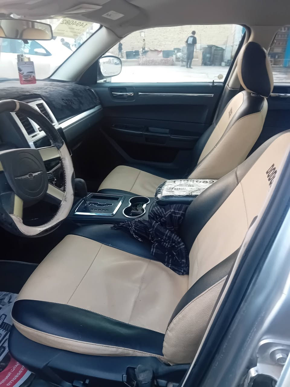 سلام عليكم وبامه ٨ كير محرك اكسن جديد حادث تكمه وجاملغ وبنيد الباقي كوم حديد مكفوله من العيب شرعي سعر ٨٠ مكاني ميسان ***********
