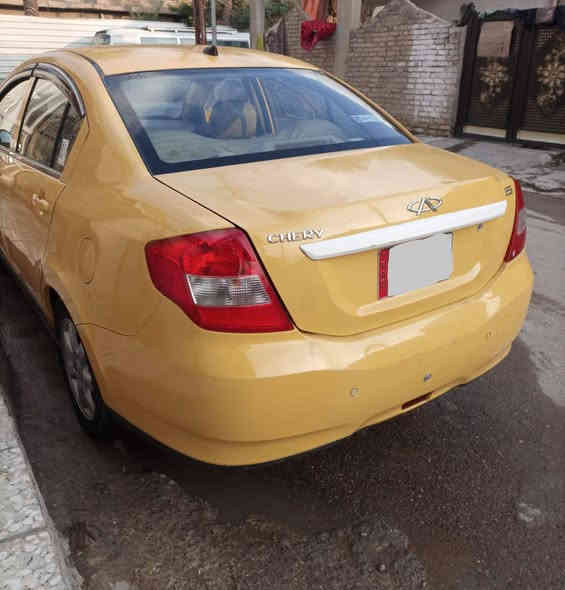 السلام عليكم للبيع شيري E5 موديل 2014 رقم بغداد اجرةبأسمي سيارةبلاديةقطعةواحدةصبغ السعر 50ورقة للأتصال ***********
