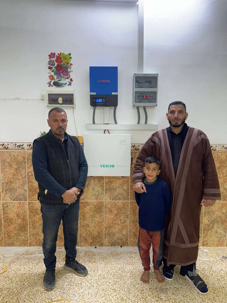 (#المصداقيه_اساس_النجاح)
الاخوة للطاقة الشمسية المتجددة بكوالتي ومواد عالية الجودة  _اخـــتـــيارك_الأمـــــثل

تم بحمد الله تنصيب منضومة طاقة شمسية 5أمبير ليلي10 أمبير نهاري 

للأخ فائز ابو عمر
#مجارين
#تويم 

4.✅بطاريات Veichi ضمان 🔟 سنوات 
عمر أطول وأكثر أمانًا
فوسفات الحديد الليثيوم من الدرجة A+ من EVE.
نظام إدارة البطارية مع حماية متعددة المستويات.
2. ✅سهل التركيب والاستخدام
التطبيقات: السكنية، والتجارية، والصناعية، والأنظمة خارج الشبكة، والربط بالشبكة، والاستهلاك الذاتي.
متوافق مع جميع محولات الجهد 48 فولت التي تدعم بطاريات فوسفات الحديد الليثيوم (LFP).
3.✅ مرن وقابل للتوسيع
تصل سعة الطاقة للنظام إلى 229 كيلوواط ساعة، وذلك عند تشغيل ما يصل إلى 16 وحدة بالتوازي.

4.✅ الامتثال
UN38.3، MSDS، CE-ROHS، IEC-61000.

5.✅ كثافة طاقة أعلى
تشغل البطارية مساحة أقل وتبلغ كثافة الطاقة فيها 166 واط/ساعة لكل كيلوغرام.

انفيرترات الطاقة الشمسية الهجين من سلسلة SISV بقدرة 4.2 كيلو واط/#6.2 كيلو واط/8.2 كيلو واط/10.2 كيلو واط

✅إخراج موجة جيبية نقية.
✅ثلاثة أنواع من وضع الشحن.
✅نوعان من وضع إخراج التيار المتردد.
✅يعمل مع أو بدون بطارية.

✅الواح شمسية  سعة 615 واط وجهين بازبار16( جنكو) نوع N- type  #ضمان_15سنه_وتشغيل_30_سنه

 

🔆كادر مختص م̷ـــِْن المهنديسن بافضل وادق الاجهزة 

المكونات 👇
⭐️قواعد حديد مغلون 
⭐️اسلاك خاصة بالتيار المستمر DC 
⭐️اسلاك خاصة بالتيار المستمر DC
⭐️قواطع خاصة بالتيار المستمر DC 
⭐️توصيلات MC4 
⭐️اجهزة الحماية
ــــــــــــــــــــــــــــــــــــــ
علمآ شركتنا تعمل في جميع المحافظات 
ضمانات حقيقية 
صيانة مجانية 
#للتواصل والاستفسار اكثر يرجى الاتصال عبر الارقام التالية

 0770 888 4656

‏‪0772 348 4841‬‏ 
*********** 

‏‪0750 888 6734‬‏

#الوا  #بطاريات #انفيرتر #العراق #موصل #كوير #مخمور 
#بغداد #كركوك #الحويجة #الشرقاط #قراج #تلعفر #ربيعة
#ناحية_العباسي #الشورة #حمام_العليل #خبات #اسكي_موصل #كلك #كركوك #حي_النصر #ناحية_الشوره #ملا_عمر#وردك
