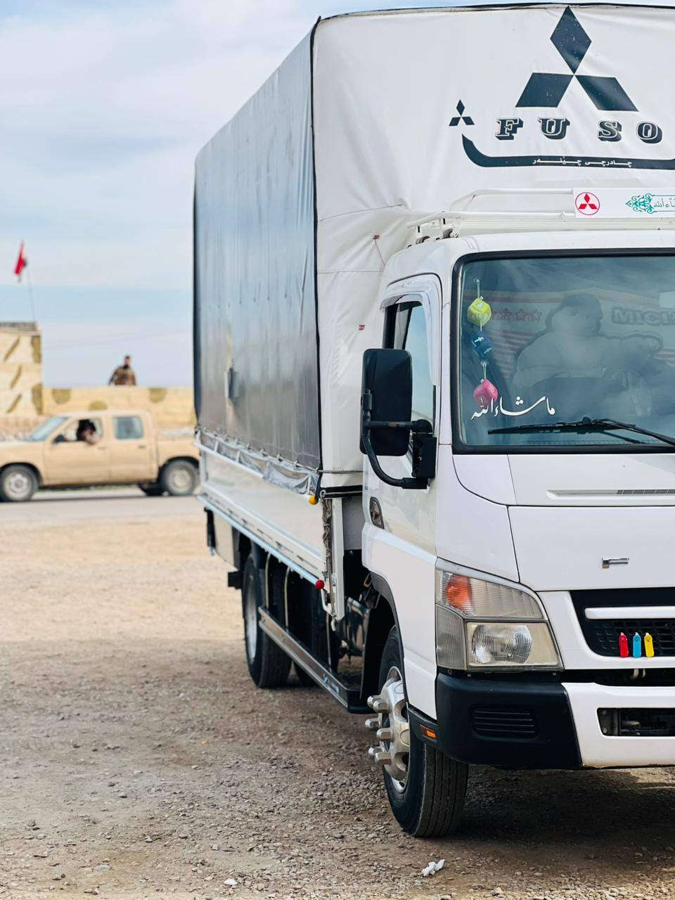 السلام وعليكم
#كنتر 2018 للبيع 
5 متر
رقم اسليمانية 
سيارة خير من الله بدي + محجر+ سقيفه سستم كامل 2025 
جاهزة كبل للعمل ما تحتاج مصرف
الاستفسار اتصال ع رقم ***********
