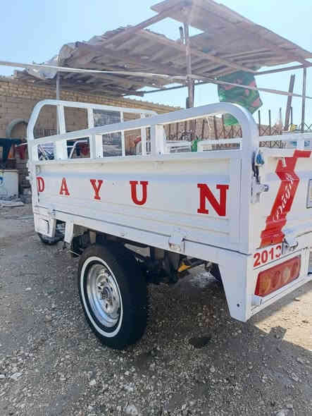 السلام عليكم ستوته للبيع موديل 13 اوراق محرك 23 كهربائيات شغاله السعر 1,350 وبيها مجال الناصريه مركز ***********
