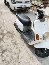 ماكس بوليس • كهربائية • شعب