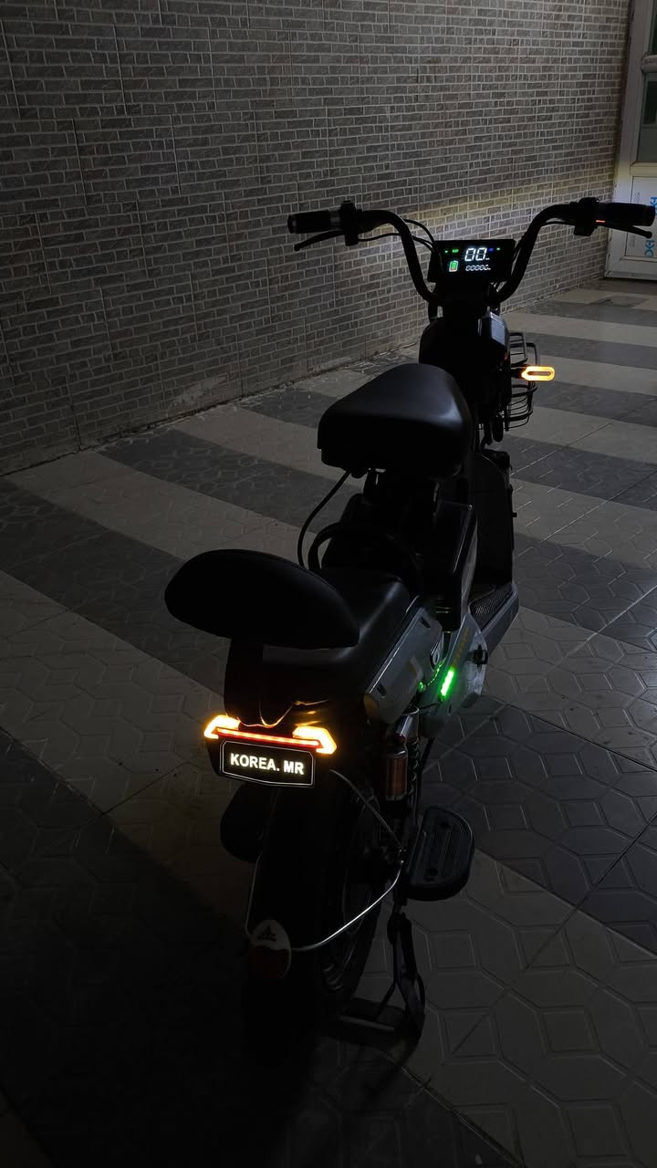 السلام عليكم دراجه شحن البيع جديده شحن يمشيني يومين ***********
