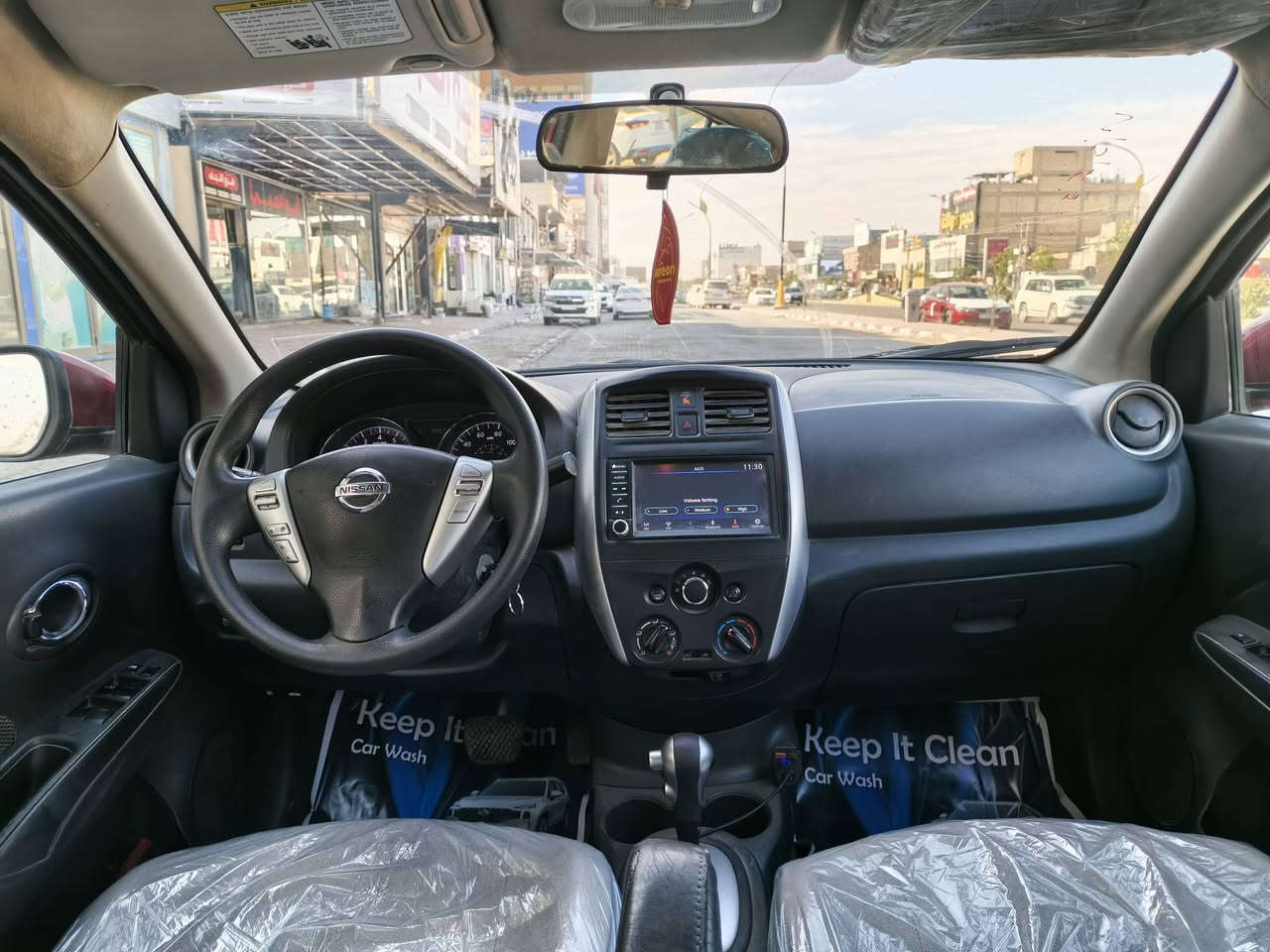 السلام عليكم 
للبيع نيسان فيرسا موديل 2019 . 
السياره بيها صبغات ابيعلك حزام . 
مكينه وكير وتبريد جاهزات السياره معوقين بعد 6 اشهر تصير حرة مكانها نجف السعر 82 وبيها مجال للشراي للإستفسار هذا رقمي *********** .
