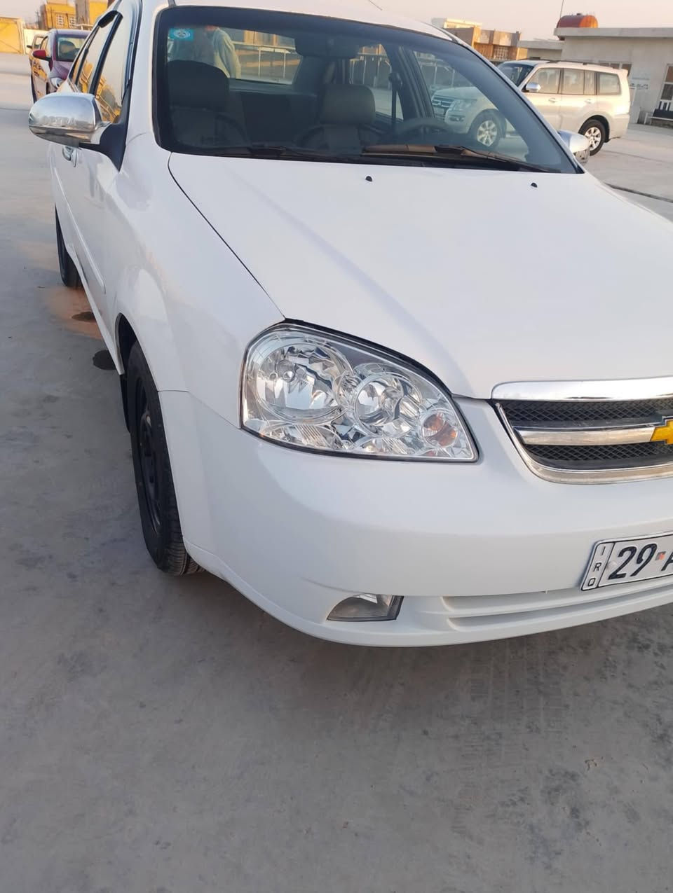 اوبترا موديل ٢٠١١رقم واسط دولي هزه وسنويه جديد ه مكينه وكير حاويه تبريد تخم تاير جديد حداديه جاهزة كهربايات كلها شغاله سنتر لوك دوشمه جديده صبغ عام بيه ضربه بلجاملغ خلفي وطخه بلجاملغ امامي سعر البيع ٦٥ورقه. اتصال ***********
