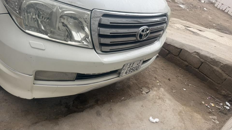 للبيع او مراوس بيكب حديث
لاندكروز 2011 رقم بغداد جديد 8 سلندر ستينيه اصليه
محرك مكفول ومامفتوح
حداده جديده تخم تاير سياره جاهزه بيها 3 قطع صبغ
مابيها اي نقص جاهزه من كل شي 
السعر 275 قفل
العنوان البصره 
***********
