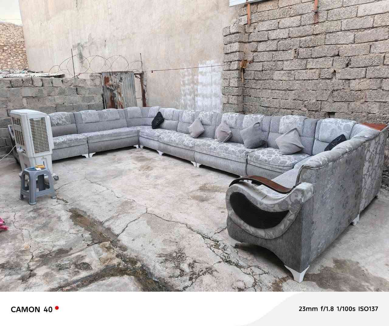 طخم ديوان 11متر 
نضيف مال بيت السعر250الف وبي مجال 
***********
***********
العنوان موصل الجانب الايمن
