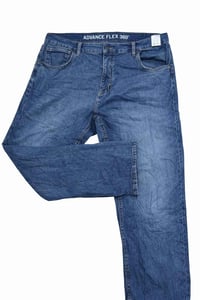 مقاس ١٥ • توصيل