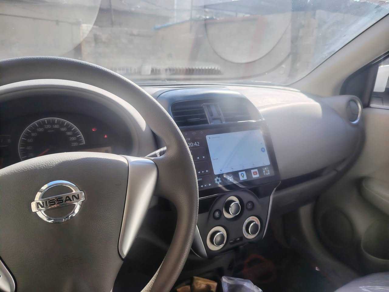 سلام عليكم للبيع نيسان صني هندي 2025 صفر ماشي ٣٠٠  كاتي اثنين جام كهرباء سعرها 126 شراي يتصل ع رقم ***********
