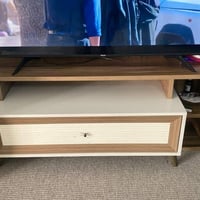 رخيصات • ابيض • رصاصي