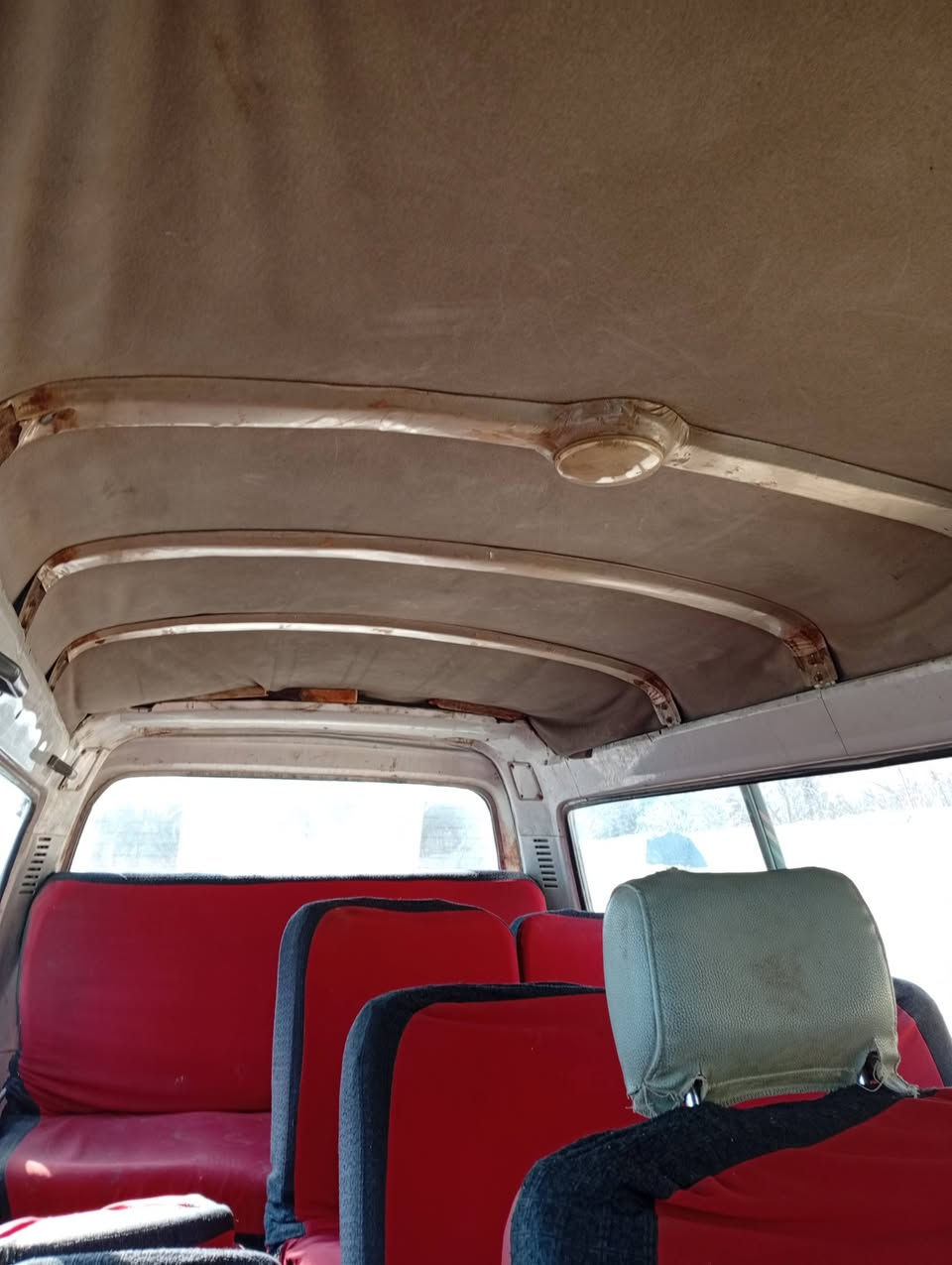 سياره فوتون ٢٠١٠باسمي تحويل مباشر مكينه توني شادها الها باب اول جديده كير اكسل كلها نظاف بيه تلكيط خياس قليل مصفر ضرييه وهيئه وغرامات كلها مدفوعه تاخذ صافي بيع ٤٠ ورقه بيها مجال  او مراوس بسياره زغيره حسب القناعه الاتصال 
***********   المكان بابل شارع السياحي
سيد علي الحسيني
