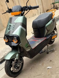 ماطور شحن للبيع 318 المواصفات  6 باتريات دبل  السرعه 99 حقيقي من 60 إل...