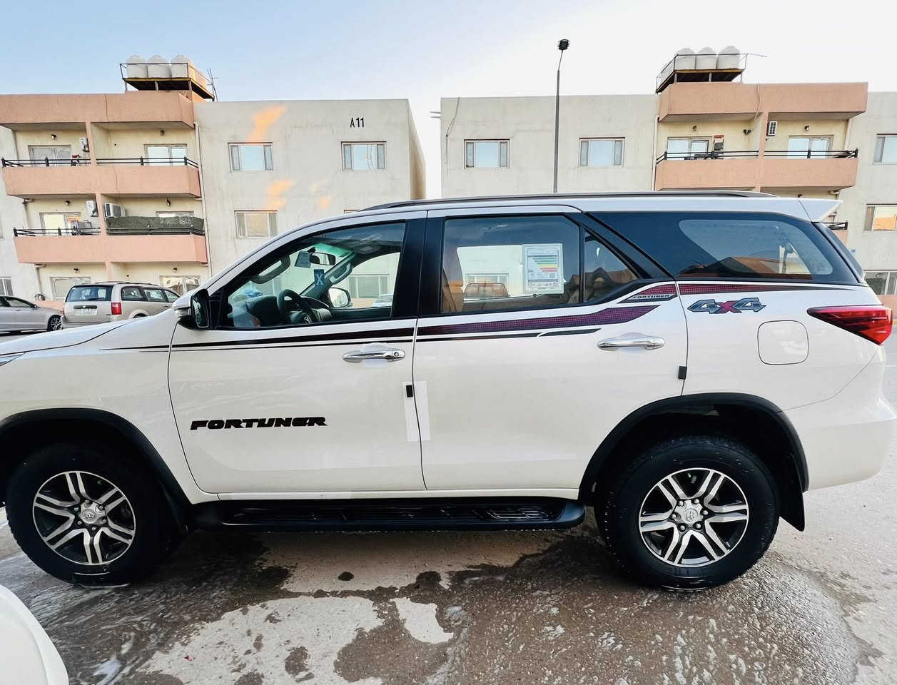 سلام عليكم فورجنل 2020 مكفول كفاله عامه 4 سلندر كير مكينه مكفولات سياره ماشيه 60 الف /مكان السياره بغداد البسمايه رايدها 255 بيها مجال حك الجيه ***********
