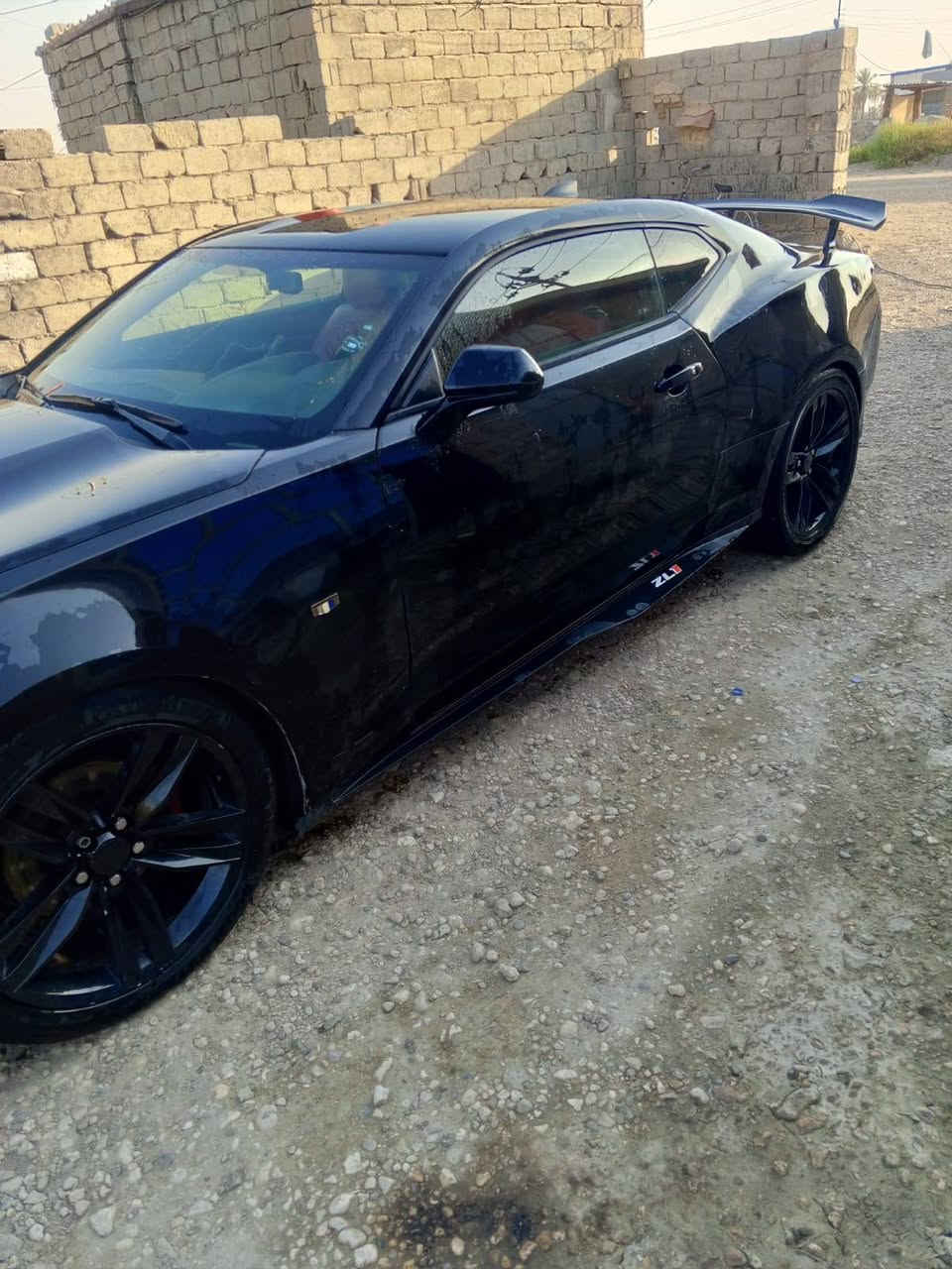 السلام عليكم كمارو 2017 السياره مفوله بصمه عدا الفتحه كير مكينه مفولات لاخير  وين مايعجبك افحص صدر جديد صار 3 ايام من سويته خلفي امامي السياره تخبل  بمعنه الكلمه..... ضرر السياره ضربه بل صندوك الضربه صايره على جه الايمن لا وصله حوض ولا لغود ولا شاصي وين مايعجبك افحص اخويه السياره مصبوغه احزام السياره صاحبه الشرعي بغداد تريد وكاله تريد تحويل تامر كل شي بسياره شغال بس الضوا العالي مرات يشتغل ومرات يطفه السعر قفل {100}مكاني بغداد الكريعات رقمي *********** بغداد, العراق
