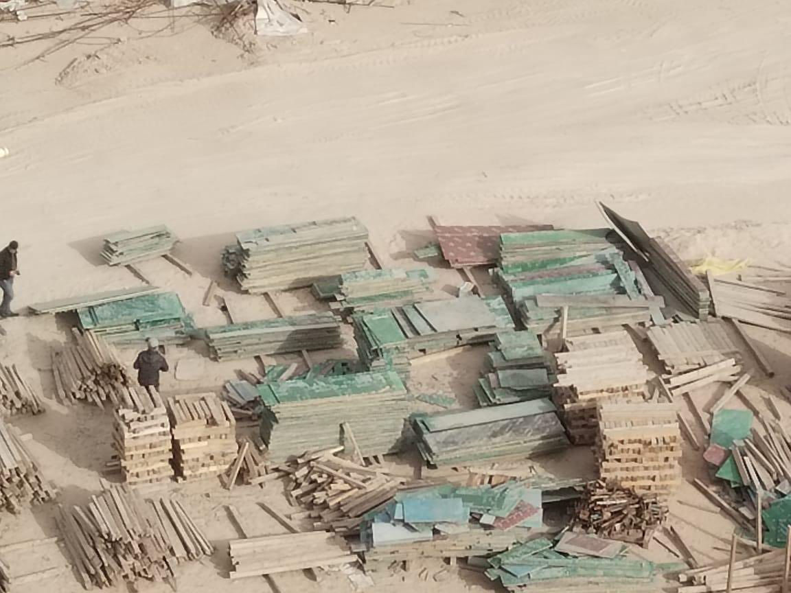 السلام عليكم 

للبيع في كربلاء …. للبيع في كربلاء 

1- بلايووود مغلون نظيف جدا مختلف القياسات ( اشرطة وستندر ) 
سعر القطعة الستندر 20 الف دينار  . 
سعر القطعة المقاصير 18 الف دينار .

2- سير خشب قياس ٤ انج (10*10) سم مختلف القياسات من ١ متر لغاية ٢ متر 
سعر المكعب 350,000 دينار  . 

3- فخات نجارية
قياس 1 م سعر القطعة 2,500 دينار 
قياس 1,2 م سعر القطعة 3,500 دينار

4- خيارات سكلة 
سعر القطعة 1,500 دينار  . 

5- قفيص سكلة سعر القطعه 3,000 دينار. 

للاتصال أو  واتساب : ***********
مهندس محمد 
كربلاء المقدسة
