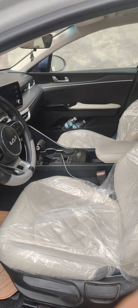 سلام عليكم k5 2023
فقط تبديل بنيد ماشية 40m
فئةEXT رادارات امامية وخلفية وجانبية
وهواي مواصفات  رقم مثنى  سنتين وتصير حرة  بيع او مراوس  ***********
