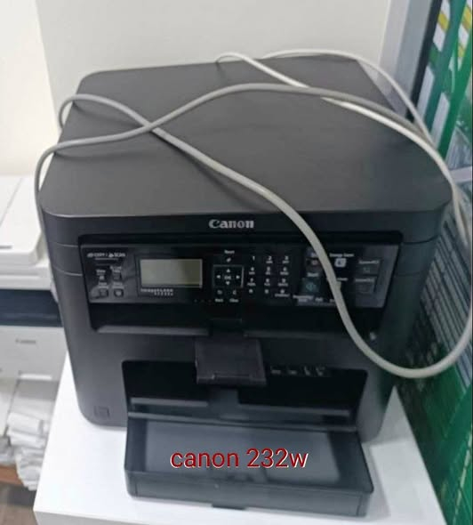 طابعات للبيع استخدام مكتب 

1 -طابعة ماركة كانون موديل Canon MF 232 W

طابعة ليزر متعددة الوظائف الكل في واحد(طباعة-استنساخ-ماسح ضوئي)، وهي طابعة موفرة للطاقة .تتميز بخاصية الطباعة عن بعد باستخدام WIFI

مستخدم نظافه 95%

سعر الطابعة 140الف وبيها مجال ...

2 -طابعة كانون canon 4410

طابعة واستنساخ و سكنر(مسح ضوئي) 1in3

مستخدم نظافه 90%

سعر الطابعة 130الف بيها مجال...

3 -Canon lbp 2900

سحب من الحاسبة فقط

مستخدم نظافه90%

سعر الطابعه 90الف

يتوفر توصيل

تواصل واتساب ***********
