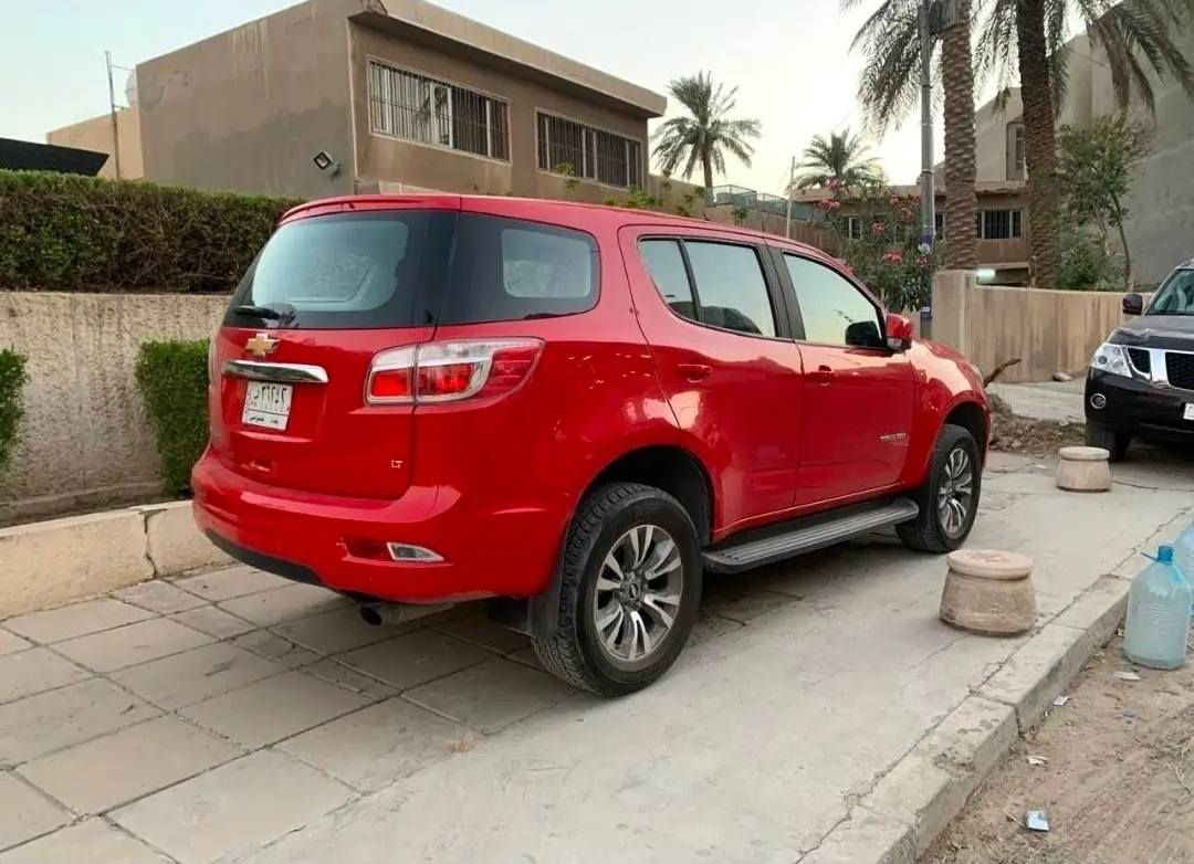 شوفرليت بلايزر ٢٠١٨
خليجي وكالة المنصور بدون حادث 
اخت الجديدة ماشية ٨٠ كيلو حقيقي 
٧ راكب محرك ٣٦٠٠ تبريد ثللللللج 
*********** بغداد, العراق
