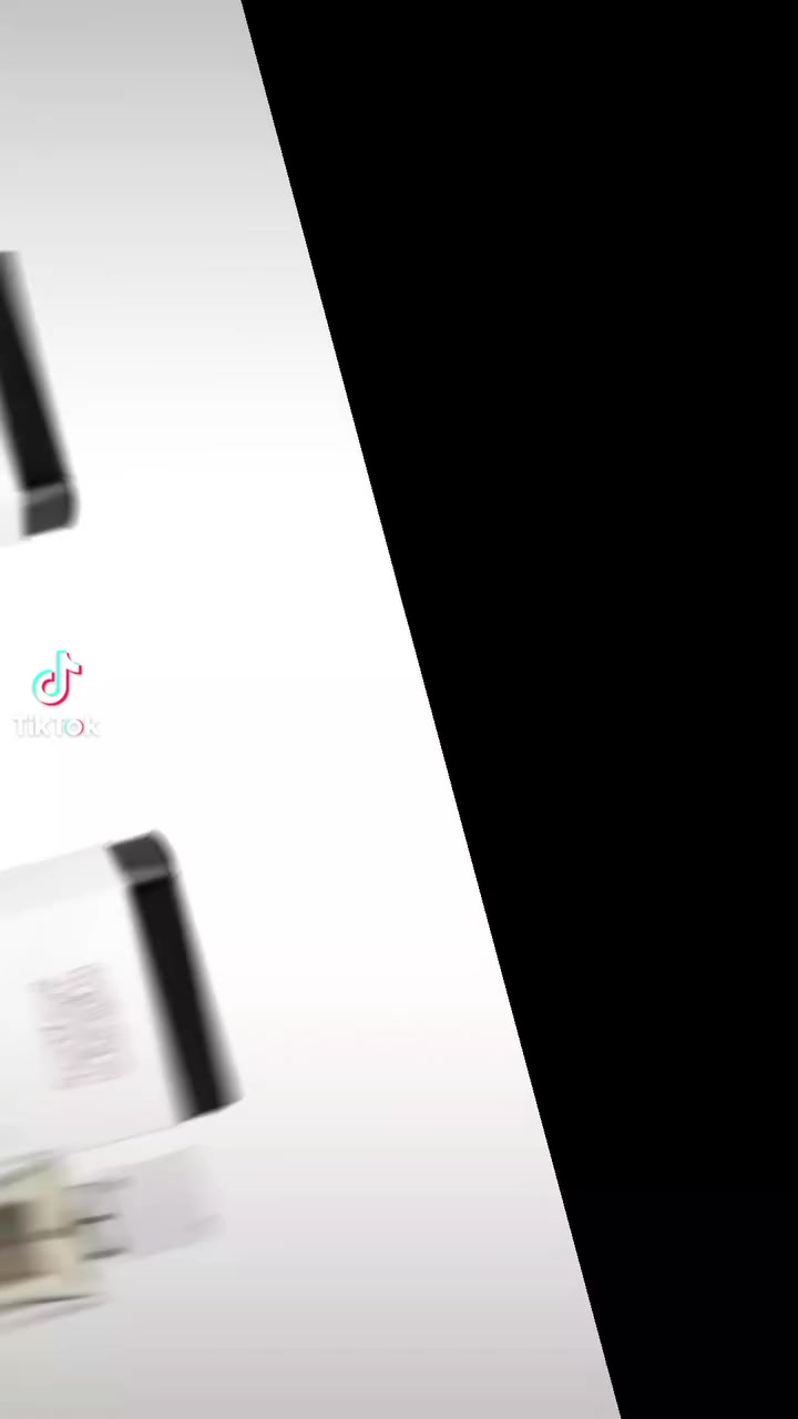 مرحبا زبائنا الأعزاء متابعين أزياء وكوزمتك روز تقدم لكم عطر أنا الأبيض للحجز دايركت واتساب *********** أو مراسله الصفحة ❤️ Fashion.cosmetic.rose 
#اكسبلور_العراق #حديثة #عطور #الانبار #اكسبلور
